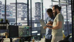 azure hybrid benefit in hybrid cloud architecture